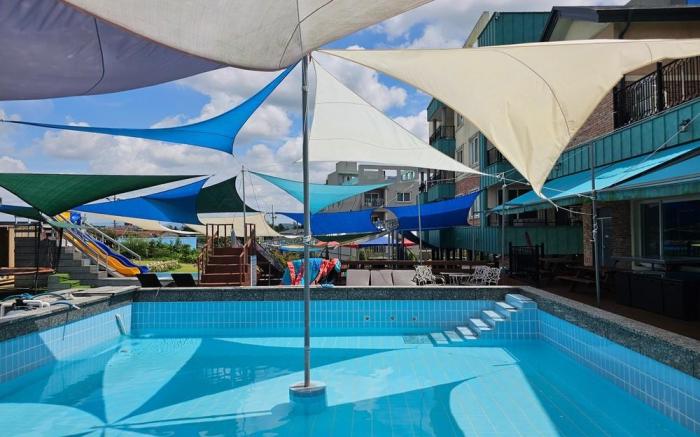 Nonsan Sunshine Pool Villa