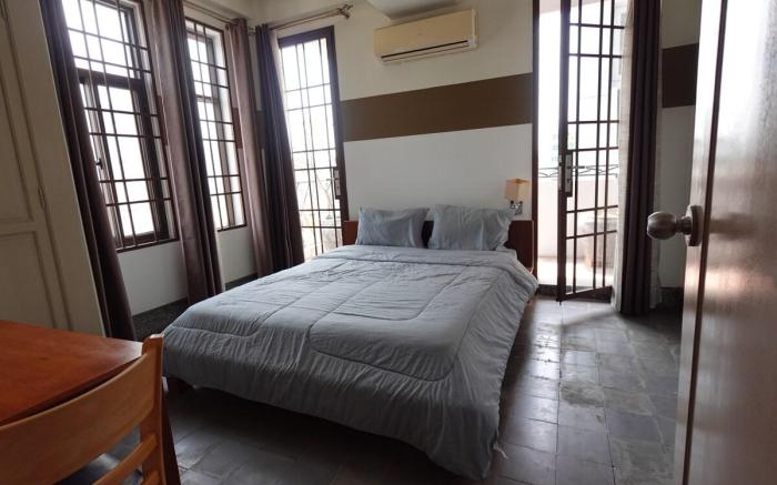 Daylight 1 bedroom Apartment