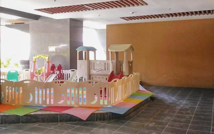 Simple Relax 1BR Grand Sungkono Lagoon By Travelio