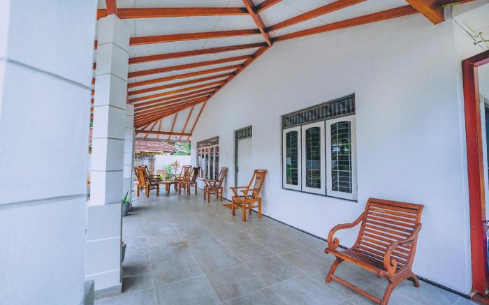 Shinestar Villa Mirissa –  Near Mirissa Beach