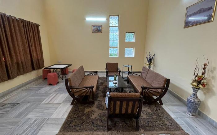 Palm Groove Holiday Home