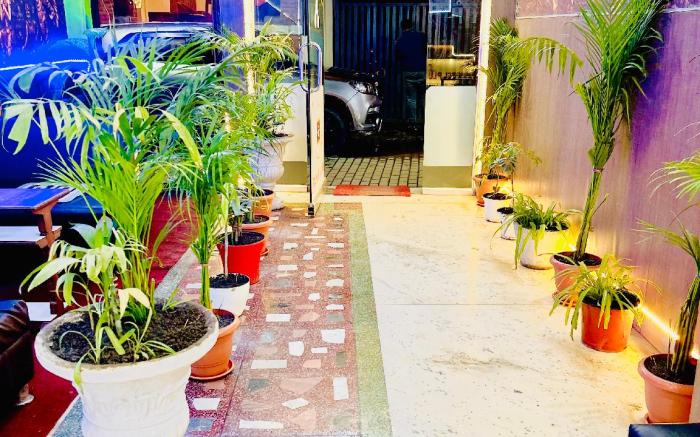 Hotel Plumeria Inn