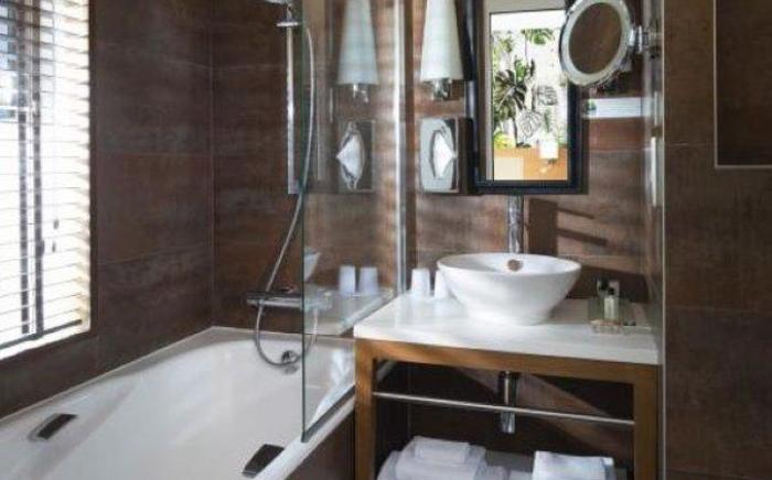 Hotel Le Six