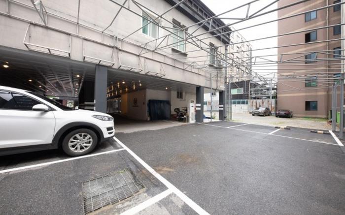 Brown Dot Cheonan Seongjeong Branch