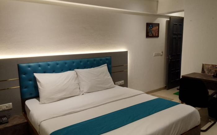 J R Residency