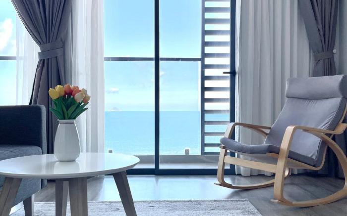 2005 Sea & Horizon Luxury Apt Full Option