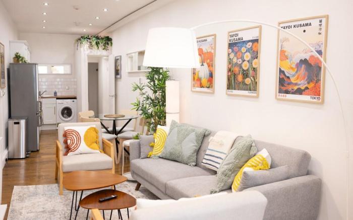 Bright and Cosy home 100m from Trafalgar Square