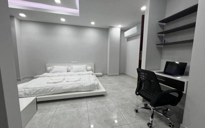 Private Floor Condo in the Heart of Phnom Penh!