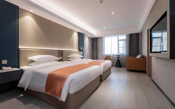 Borrman Hotel Huaihua Hexi Ziyuan