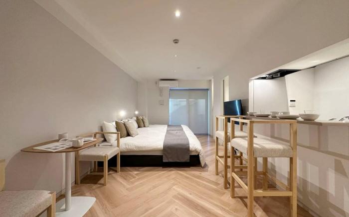 New Modern Studio in the City Center