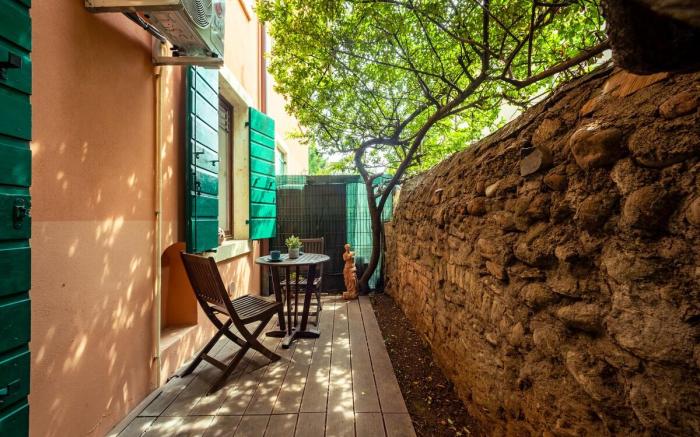 Romantic loft with private garden | Self check-in