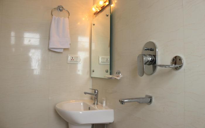 President Hotel Airport