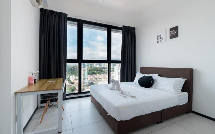 Seaview Infinity Pool 2BR 8pax 2CP Urban Suite