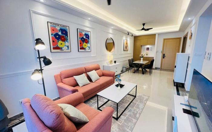 Château Seaview 2BR unit R&F Seine Region by ANJU