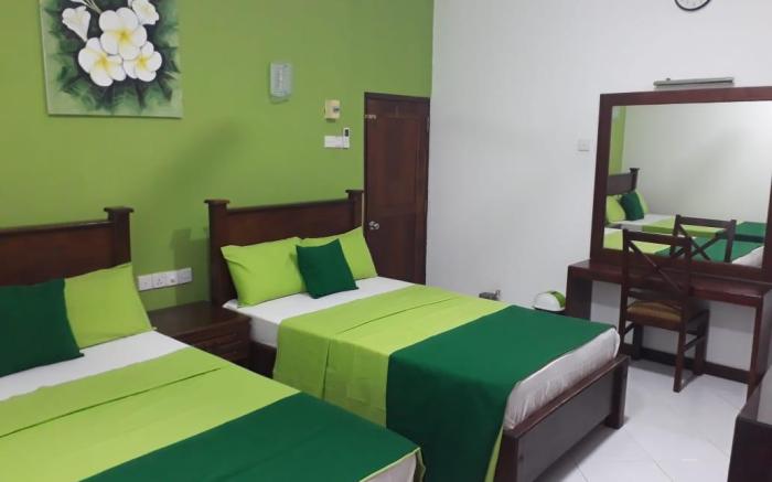 Sunshine Holiday Resort -Sella Kataragama
