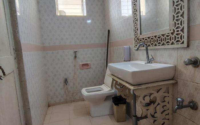 RoomzAway 606 Pool, Kitchen, Wi-Fi No Restrictions