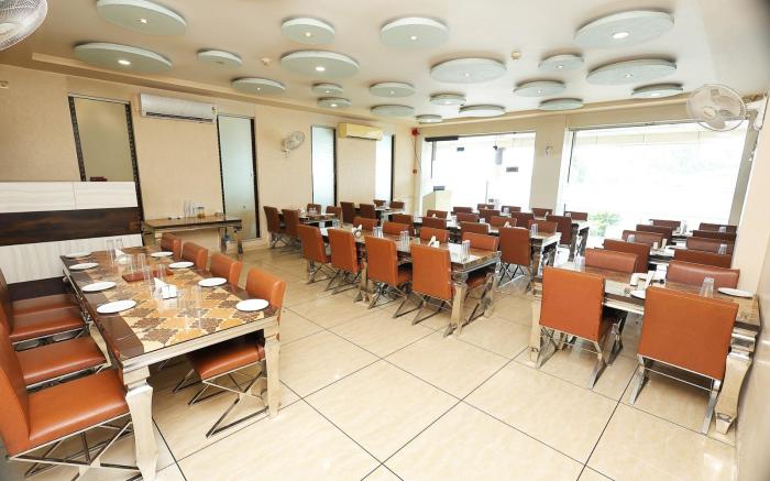 The Horizon Hotel 