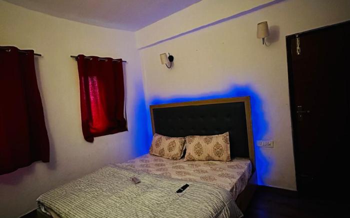 SkyStay | 1 BHK Apartment, Noida