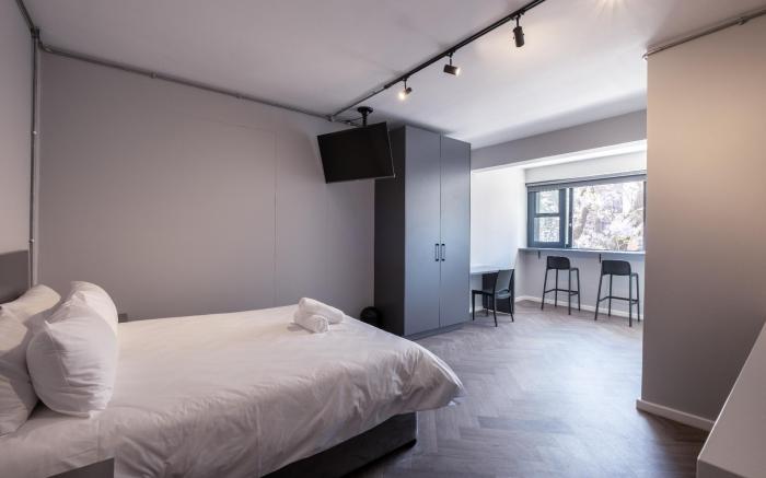 Inn & Out Plus Rosebank 