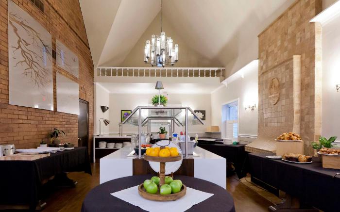 Elm Hurst Inn & Spa