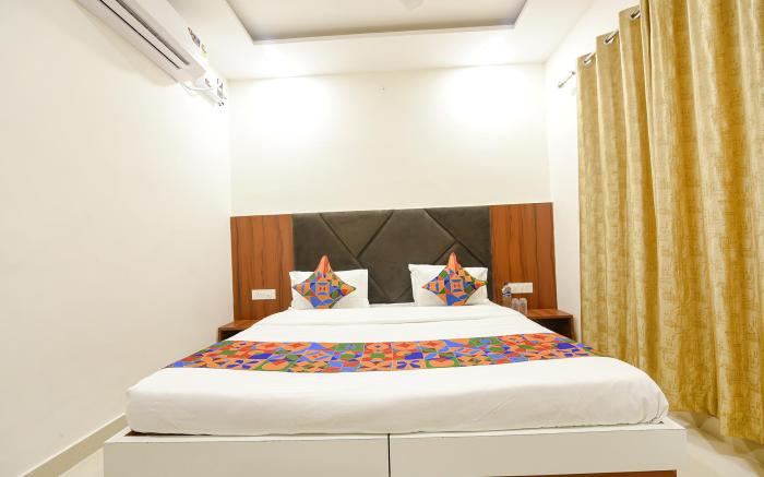 FabHotel Solace Inn
