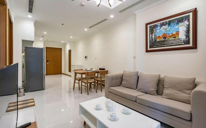 2 bedroom landmark Plus in Vinhome central park