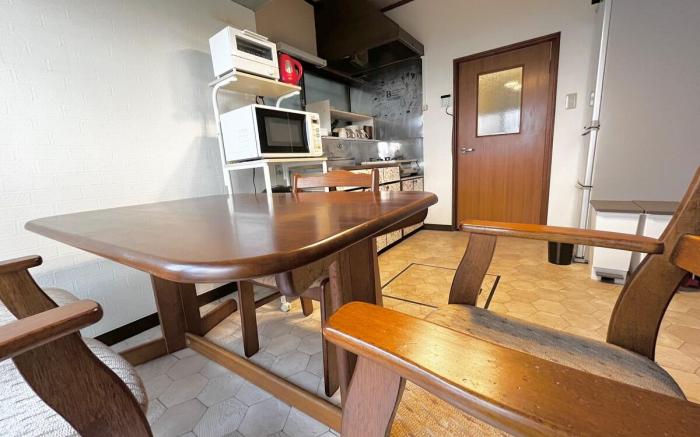 【2階建1棟貸し】#寝室4部屋/駅前商店街/無料高速Wi-Fi/羽田空港へ直行/エアコン完備