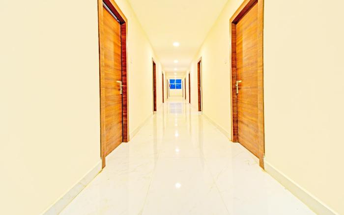 Super Collection O Sanath Nagar Near Railway Station