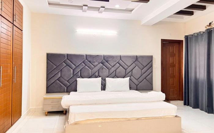 3 Bedrooms Apartment E11/2 Islamabad Family Place