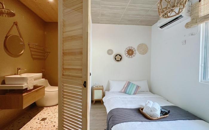 VILLA. L