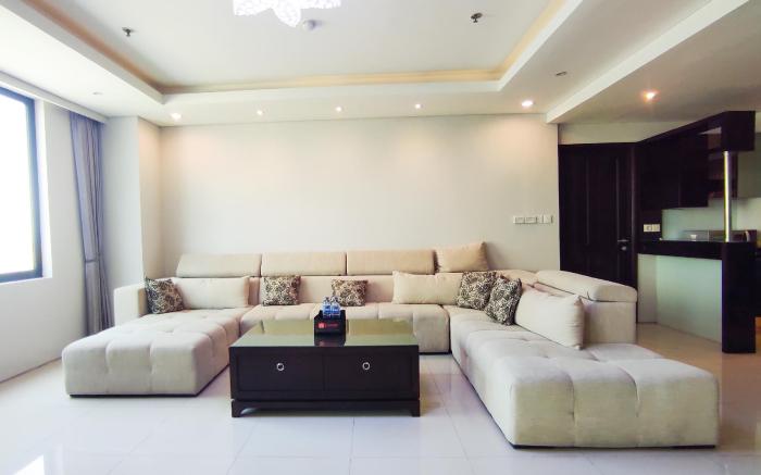 Restful 3BR at Kondominium Regensi Apt By Travelio