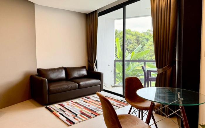 Escape Condominium Beachfront Suite E222