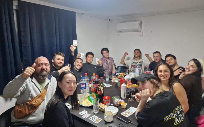 Ocean's Guesthouse - For foreigners only