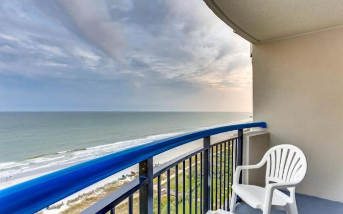 12-th Floor Boardwalk Resort| Oceanfront
