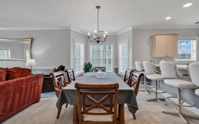 Elegant 3BR Condo at Magnolia Pointe