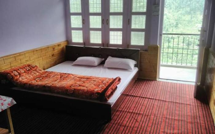 Goroomgo Anjali Homestay Jibhi Bini