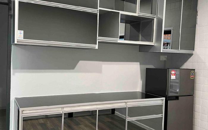 Clean and Convenient Landed Walk to KSL 2Min