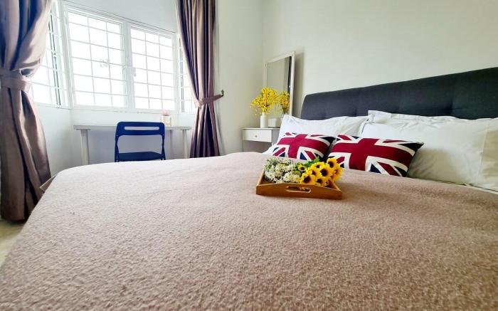 1-11 Pax 4 Room Sri Petaling Bkt Jalil Stadium