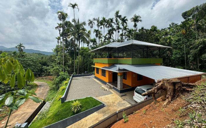 Orange Homestay