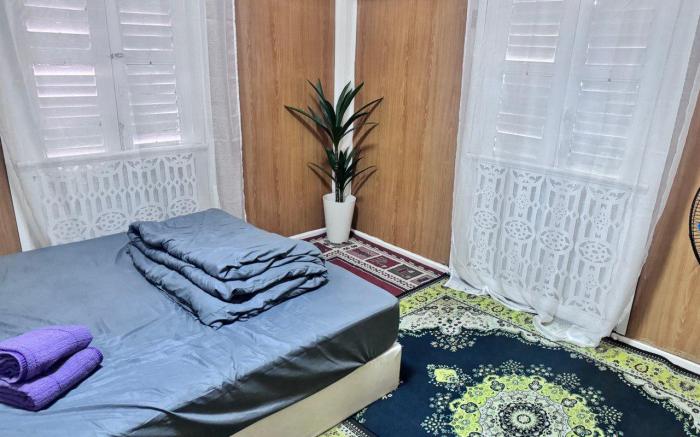 Rumah Kayu Nuha Double Storey Gated Homestay