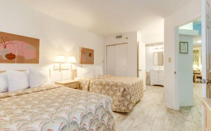 Ocean Forest Plaza Condo Close to the beach