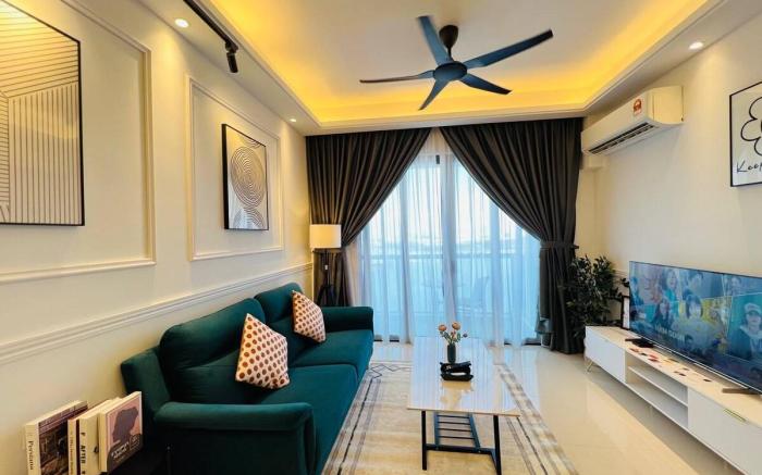 Glamorous Seaview1BRunit at R&F Seine RegionbyANJU