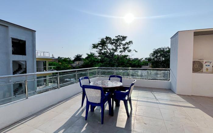 Misty Blues Resort & Villas