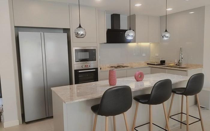 中天海滩宁静奢华别墅四卧四卫