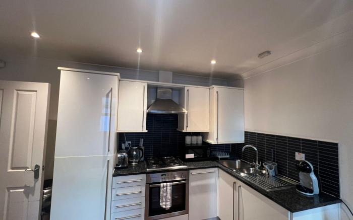 2BR in Charing Cross | Victoria Embankment Gardens