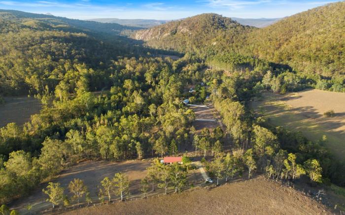 Barney Creek Vineyard Cottages