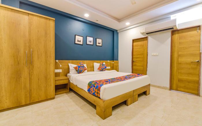 FabHotel Rush Imperial