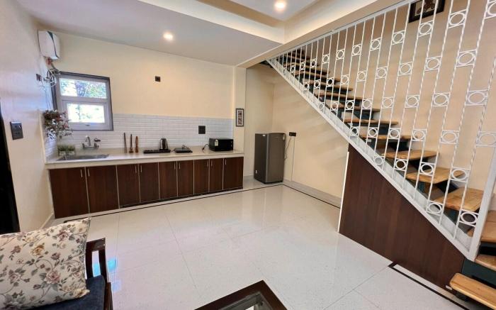 Peace Stay - Lake View 2BHK Villa
