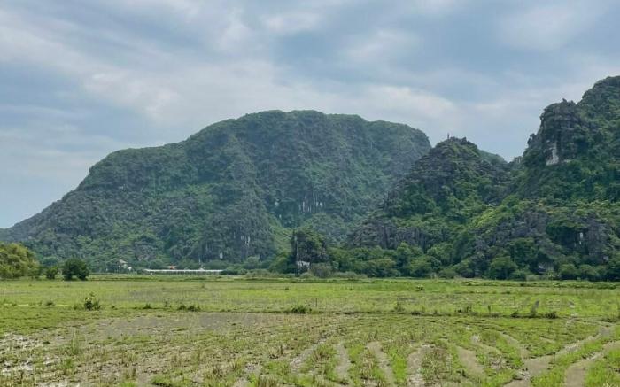 Trang An River Mountain Ecolodge