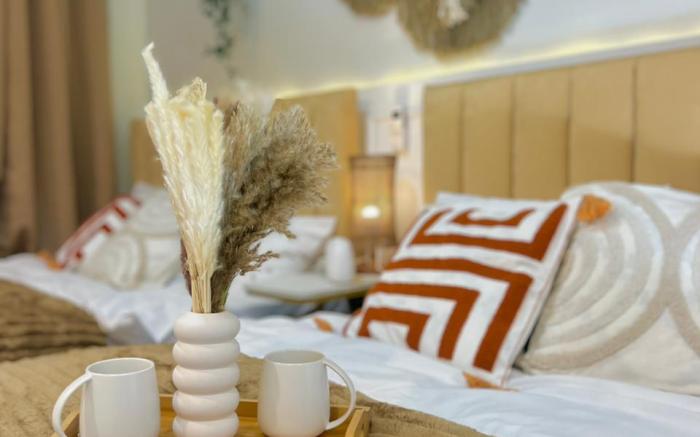 Duxe Suite4 Condo Near Mall of Asia & Naia Airport